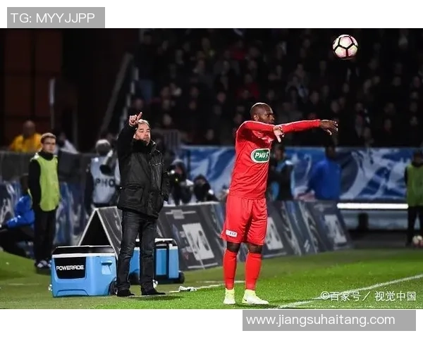 格勒诺与索肖对决分析解析双方战术与球员表现的关键因素