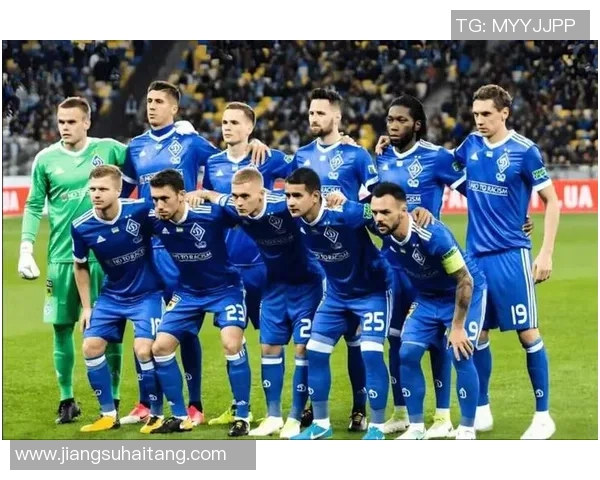 考文垂与哈德斯的精彩对决揭示英冠联赛的激烈竞争与球队实力较量